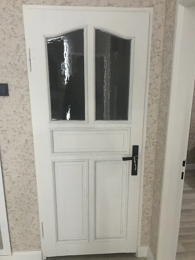 aquacool trend 100 pamuk beyaz boya ile boyanmış iç kapı
